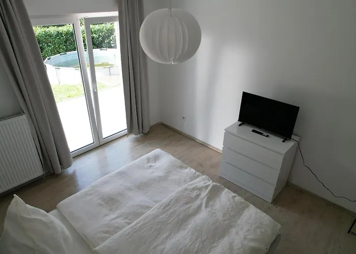 Komplettes Haus Modern 2024 Eroeffnet